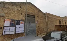 Piazza Armerina, ex Itis sommerso dai rifiuti: piano da 3 milioni di euro tra degrado e blatte
