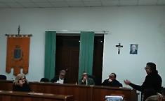 Resta bloccata la mozione di sfiducia al presidente del consiglio, esplode la bagarre: "L'iter &egrave; completo, ma non viene esitata"