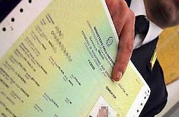Catania, presenta passaporto falso per avere permesso di soggiorno: arrestato