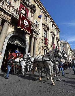Sant'Agata, Catania in festa: esce la Carrozza del Senato
