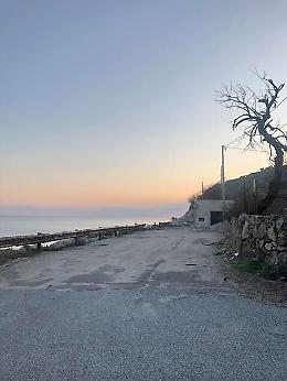 Messina: "#restiamoacasa ma #restiamoumani"