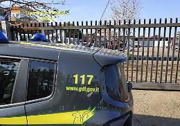 Giarre, scoperto cantiere edile per ristrutturare casa: chiuso