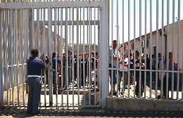 Migranti, a Caltanissetta sventato un nuovo tentativo di fuga di massa