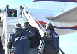 Terrorismo, espulso tunisino sospetto sbarcato a Lampedusa 15 giorni fa
