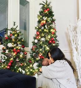 Nelle case dei vip è già Natale: guarda che addobbi!