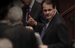 Inchiesta su fornitura di 5 milioni di mascherine Ffp2: indagato Saverio Romano