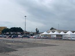 Catania, esito tampone con megafono al drive in di S. G. la Rena