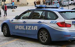 Fermato all'alt si scaglia contro i poliziotti: arrestato diciottenne