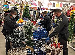 Belpasso, luminarie natalizie non sicure in un negozio cinese