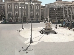 Catania, Piazza Duomo ora vietata anche a bus e pullman