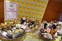 Macch&eacute; panettone... in Sicilia &egrave; il buccellato il re dei dolci di Natale