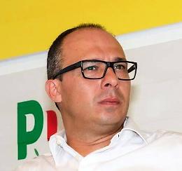 Caos nel Pd: domenica niente primarie
Davide Faraone proclamato segretario