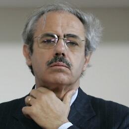 Inchiesta rifiuti Pasquasia, Lombardo: «Da mio governo fondi per bonifica»