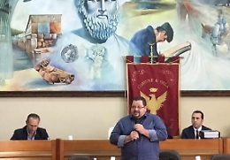 Messinese primo sindaco sfiduciato nella storia di Gela: approvata mozione