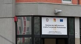 Il M5S: «Morti e persino mai nati nell'albo regionale dei formatori»