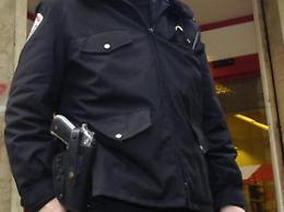 Bloccano auto portavalori e portano via 40 mila euro