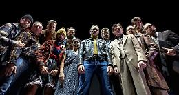 "Fronte del porto", Alessandro Gassmann: «Una storia urgente da raccontare»