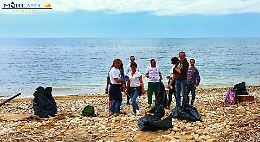 Volontari ripuliscono Zingarello e Misita