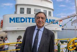 Intervista a Orlando: «Vi spiego perché il decreto sicurezza è disumano»