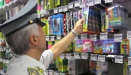 Porto Empedocle, 10mila articoli fuori legge. Nei guai un negozio di cinesi