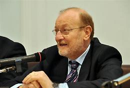 Catania, «ex rettore inviò da indirizzo di posta dell'Ateneo mail di propaganda elettorale»