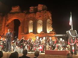 La Fanfara dei Carabinieri al Teatro Antico di Taormina per gli orfani dei militari