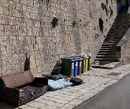 Modica, centro storico: la "guarnizione" per il CiocoModica è servita