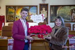 Inaugurata a Grotte la panchina rossa contro il femminicidio