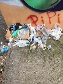 Catania, in via San Filippo Neri non si vede mai uno spazzino