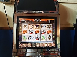 Catania, videopoker "abusivi" in circolo privato al Borgo