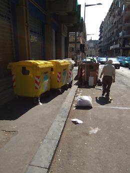 Catania: ordinaria quotidianità in Via Duca degli Abruzzi
