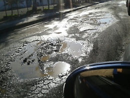 Catania, zona industriale abbandonata e pericolosa: noi lavoratori siamo stanchi di rischiare ogni giorno