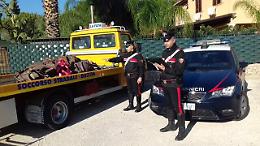 Terrasini, sorpresi a rubare le grondaie da un'abitazione: arrestati