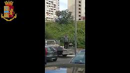 Librino, sorpreso dalla polizia mentre scaricava rifiuti per strada