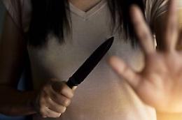 Lite tra adolescenti poteva finire in tragedia: 12enne si butta dal balcone