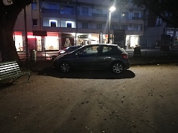 Catania: parcheggio selvaggio in Piazza Michelangelo
