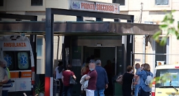Anziana attende per 10 ore in ambulanza l'esito di un tampone