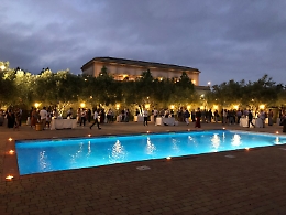 I bianchi di 32 cantine insieme per "Piccolo &egrave; bello" in una serata funky