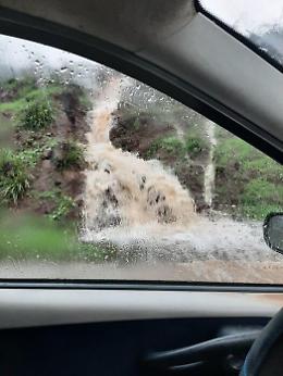 Ad Augusta esonda il torrente Porcaria: 80 famiglie isolate