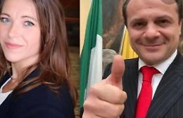 Scontro Raffa-De Luca. M5S: &laquo;Insulti da osteria&raquo;. Sindaco ribatte: &laquo;Su volgarit&agrave; lei mi batte&raquo;