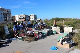 Siracusa: raccolti 500 kg di rifiuti dai ragazzi di @rifiuti_amo_ci