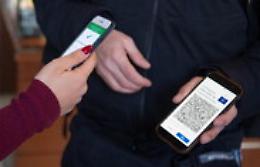 Sicilia arancione, permessi per chi ha Green pass (base e rafforzato) e divieti per non vaccinati