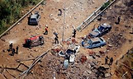 Capaci, "Bastardi, macellai...", l'urlo di dolore nell'inferno di quel sabato maledetto