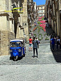 Caltagirone, associazione turistica evade 286.000 euro