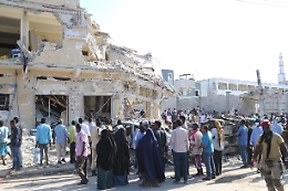 Somalia: cento morti nell'attentato di ieri a Mogadiscio