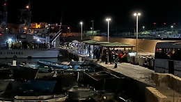 Hotspot di Lampedusa di nuovo al collasso, sindaco: «E' un bollettino di guerra»