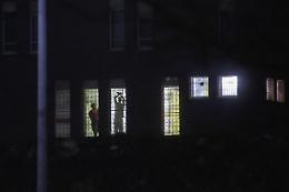 Beccaria: fuga su impalcature, uno si &egrave; calato con lenzuolo