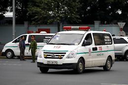 Vietnam: bimbo in un pozzo di 35 metri, lotta contro il tempo