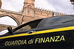 Caso Cannes, blitz della Finanza all'assessorato regione al Turismo: acquisiti documenti