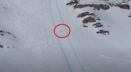 Simon Billy sugli sci a 255 km/h: il folle record sulle Alpi